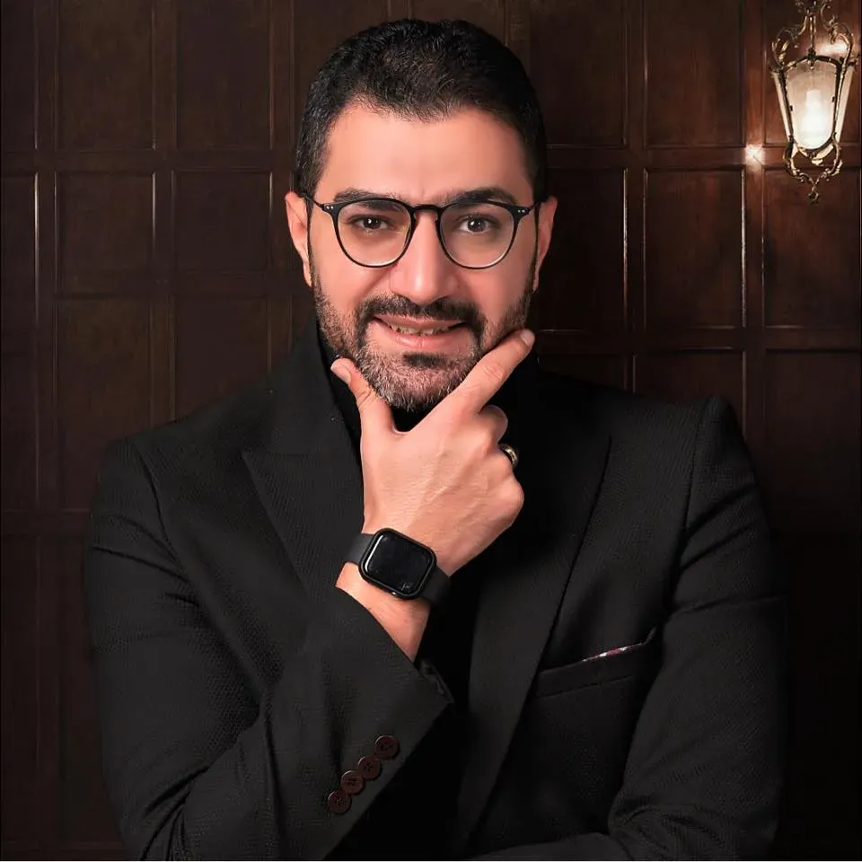 د/ مروان عثمان والتسويق